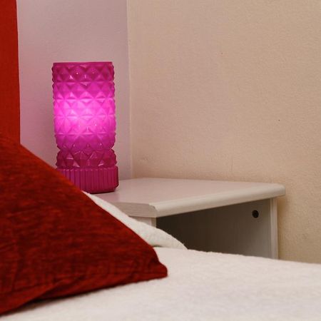Stopbarcelona Universidad Apartments エクステリア 写真
